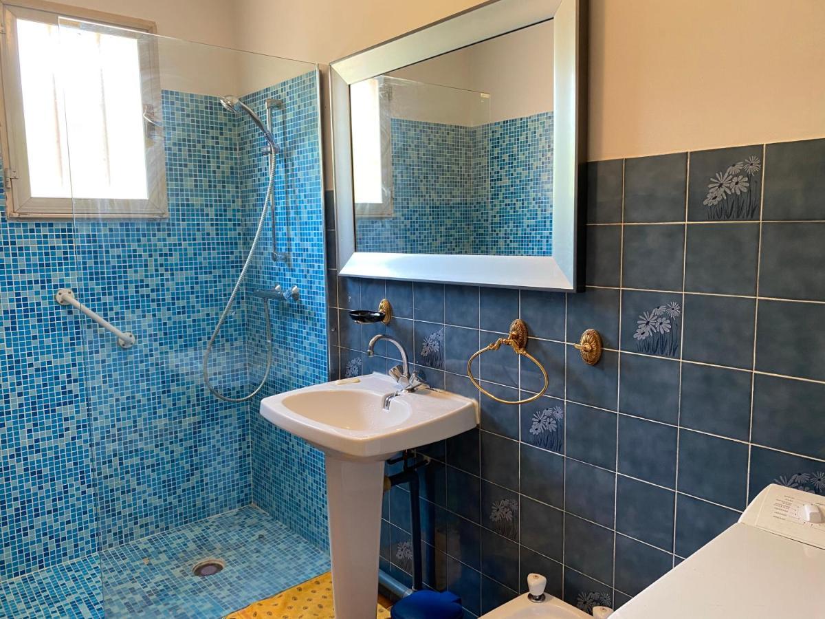 Casa Minnana Фигари Екстериор снимка